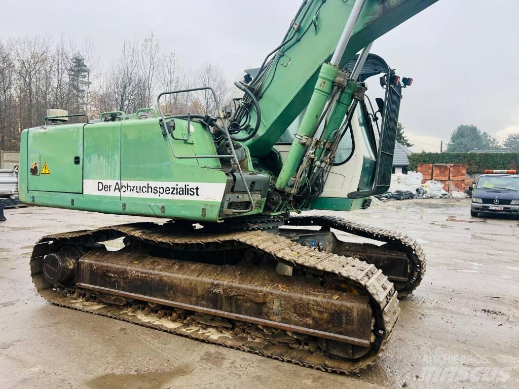 Liebherr 934 حفارات زحافة