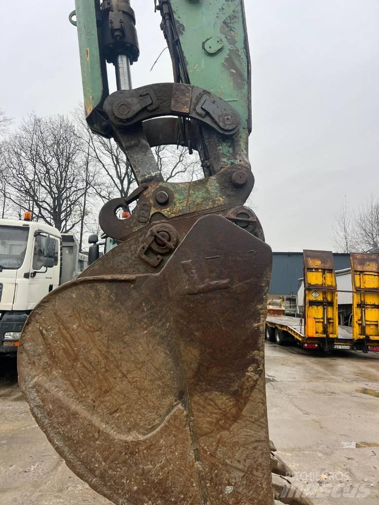 Liebherr 934 حفارات زحافة