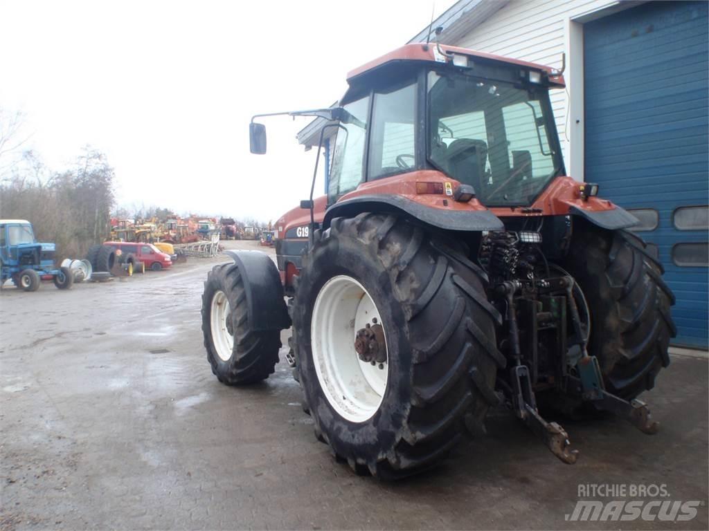 New Holland G190 الجرارات