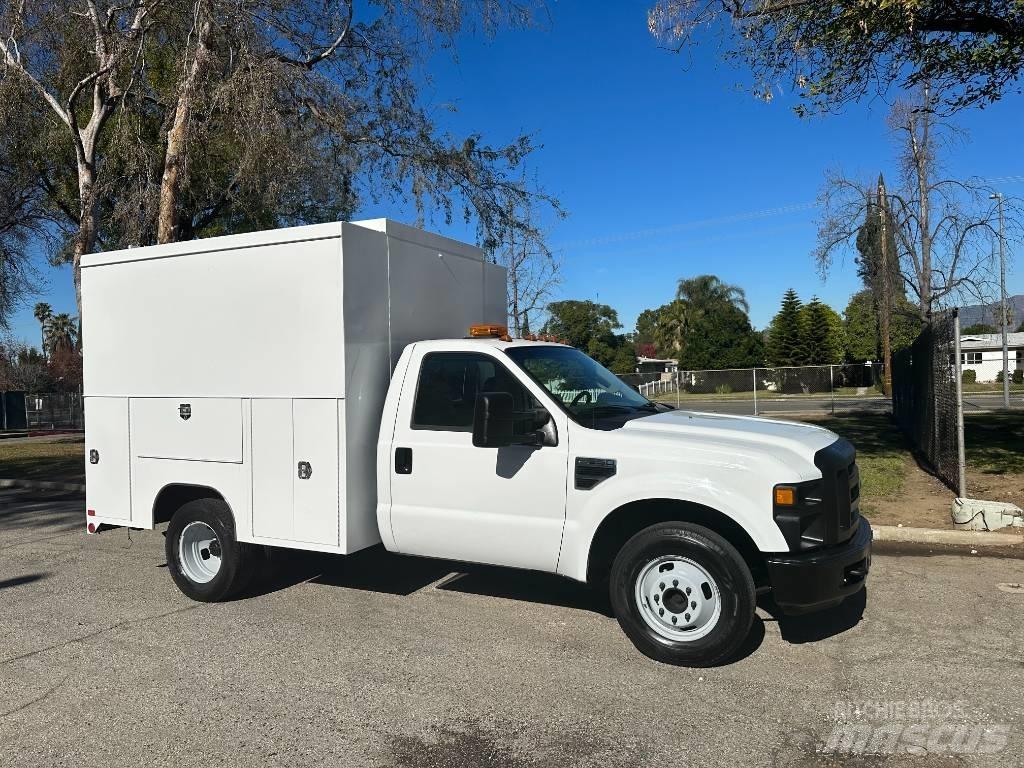 Ford F 350 SD شاحنات خفيفة/مفصلية الجوانب