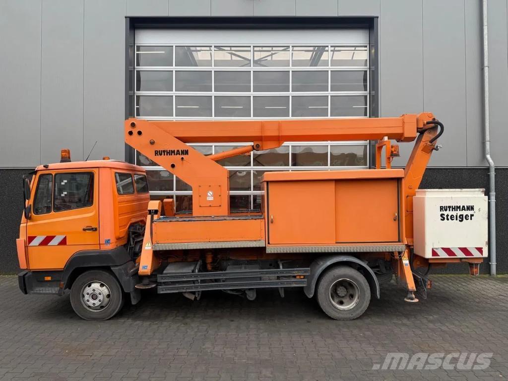 Mercedes-Benz 814 المنصات الهوائية المثبتة على شاحنة