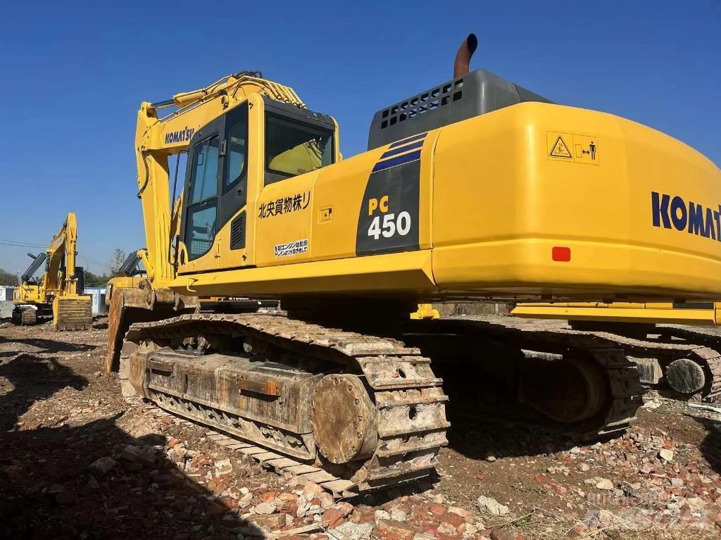 Komatsu PC 450 LC-8 حفارات زحافة