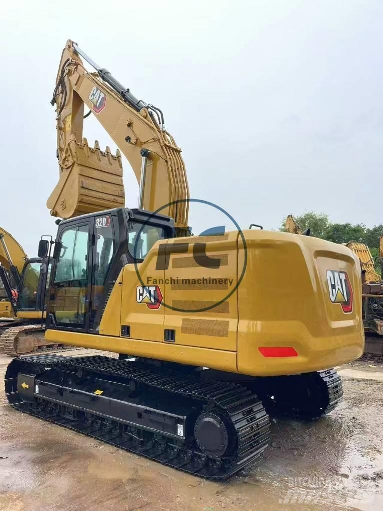 CAT 320 حفارات زحافة