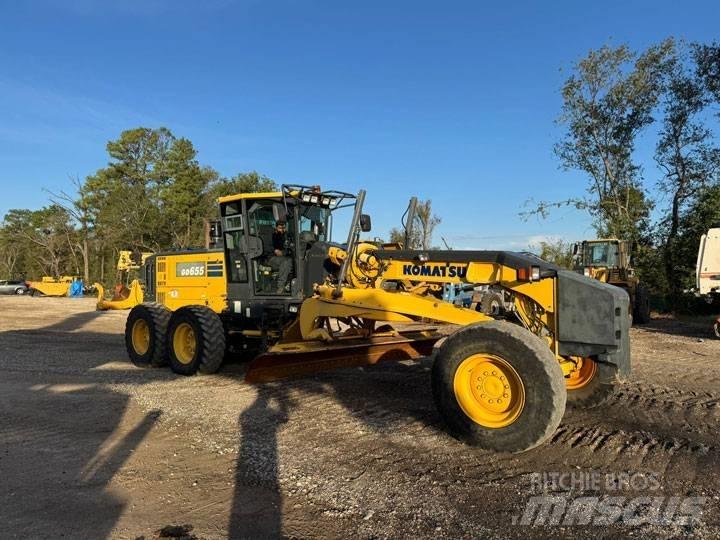 Komatsu GD 655-6 معدات تمهيد الطرق