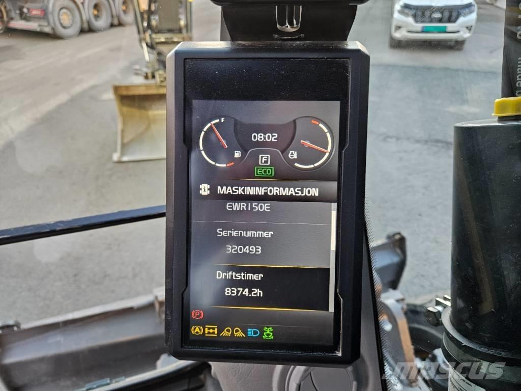 Volvo EWR 150 حفارات بعجل