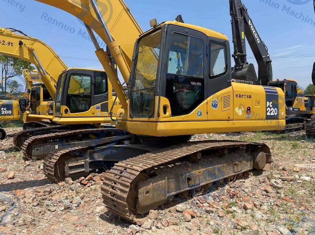 Komatsu PC220-7 حفارات زحافة