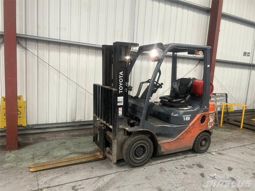 Toyota 02-8FGF18 شاحنات LPG