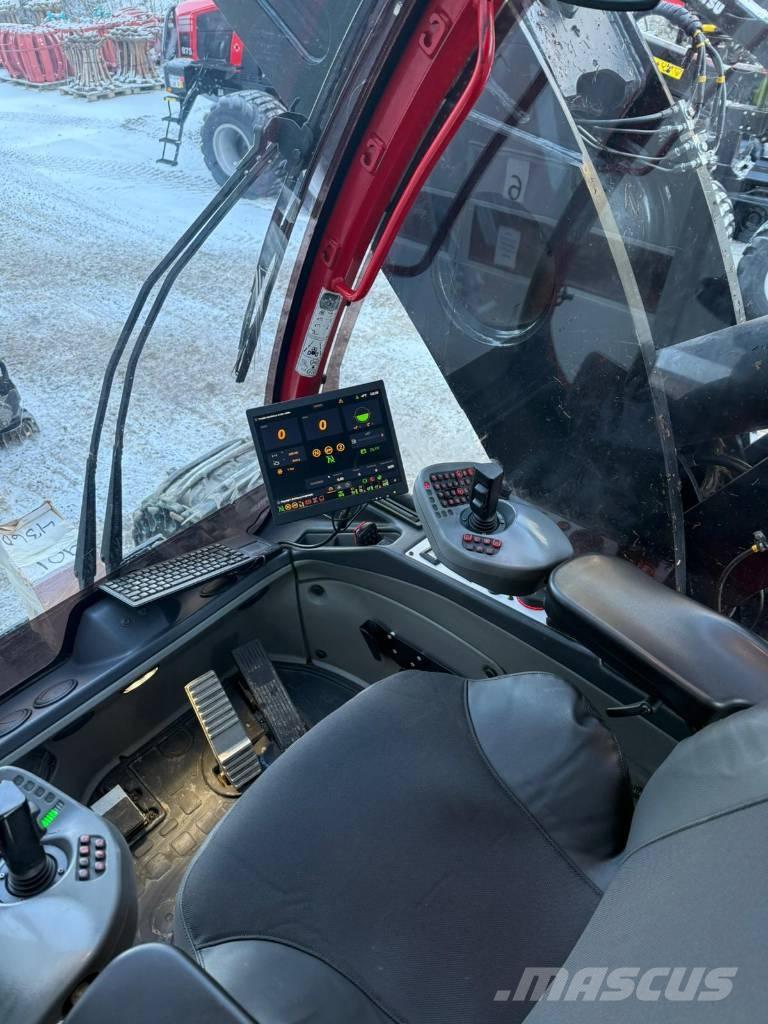 Komatsu 901 حصادات