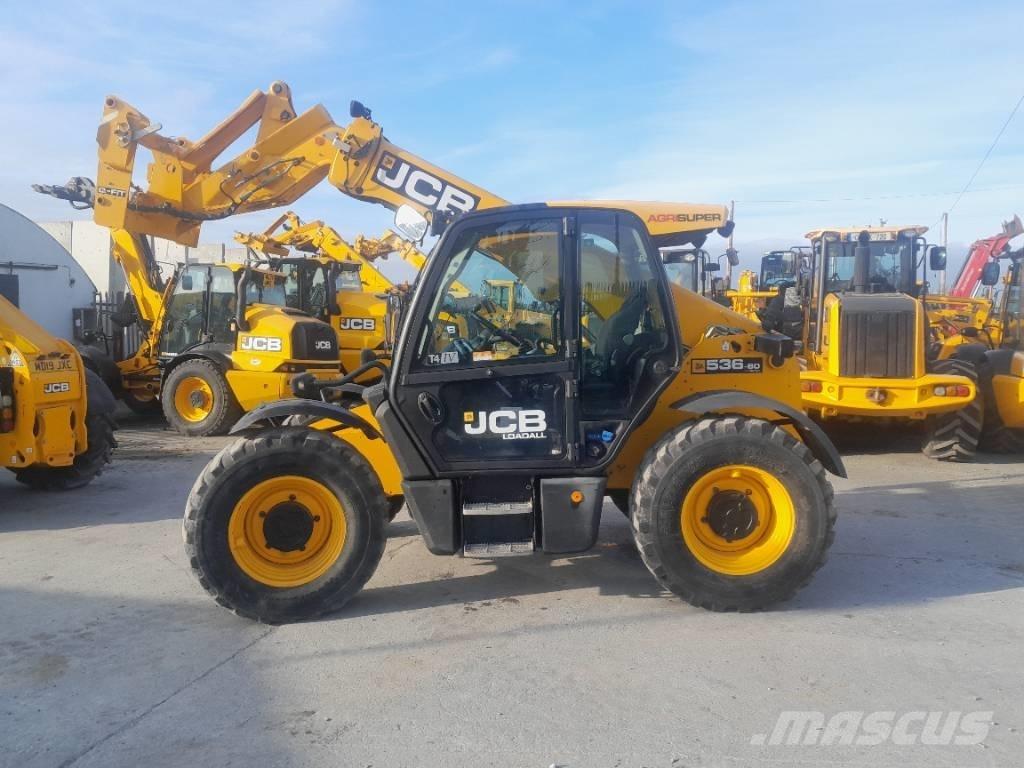 JCB 536-60 معدات مناولة لأغراض الزراعة