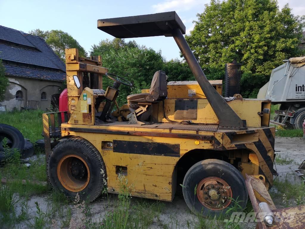 Takraf DFG6302 شاحنات الديزل