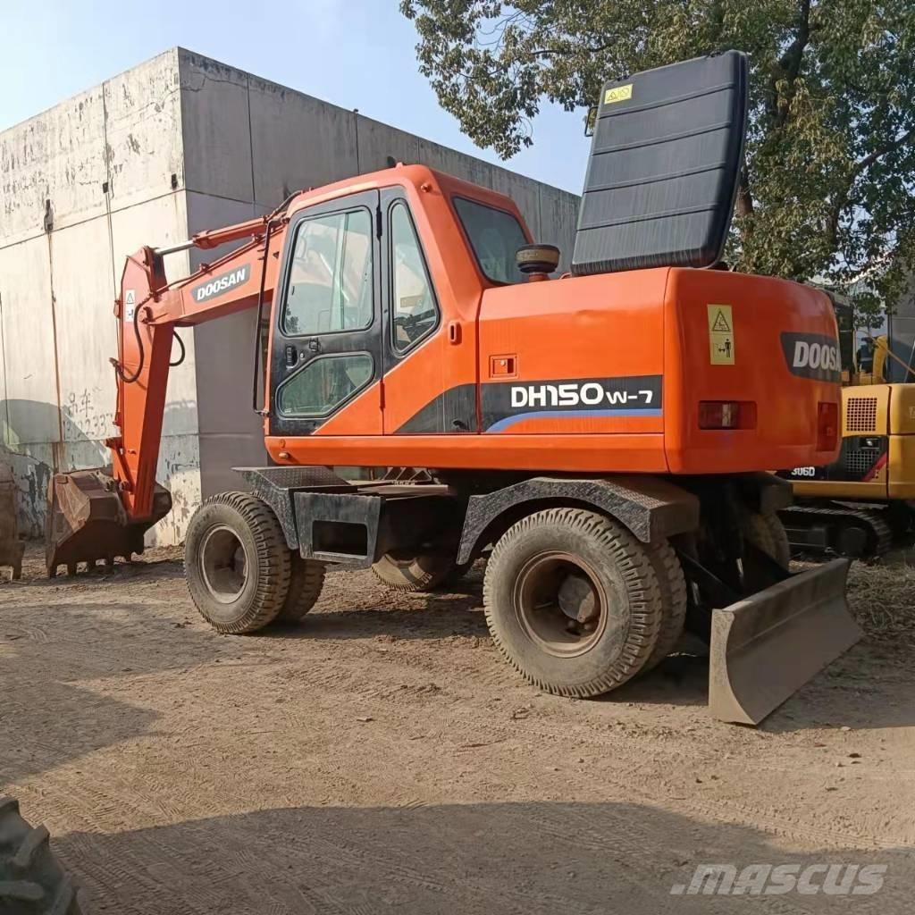 Doosan DH150W-7 حفارات بعجل