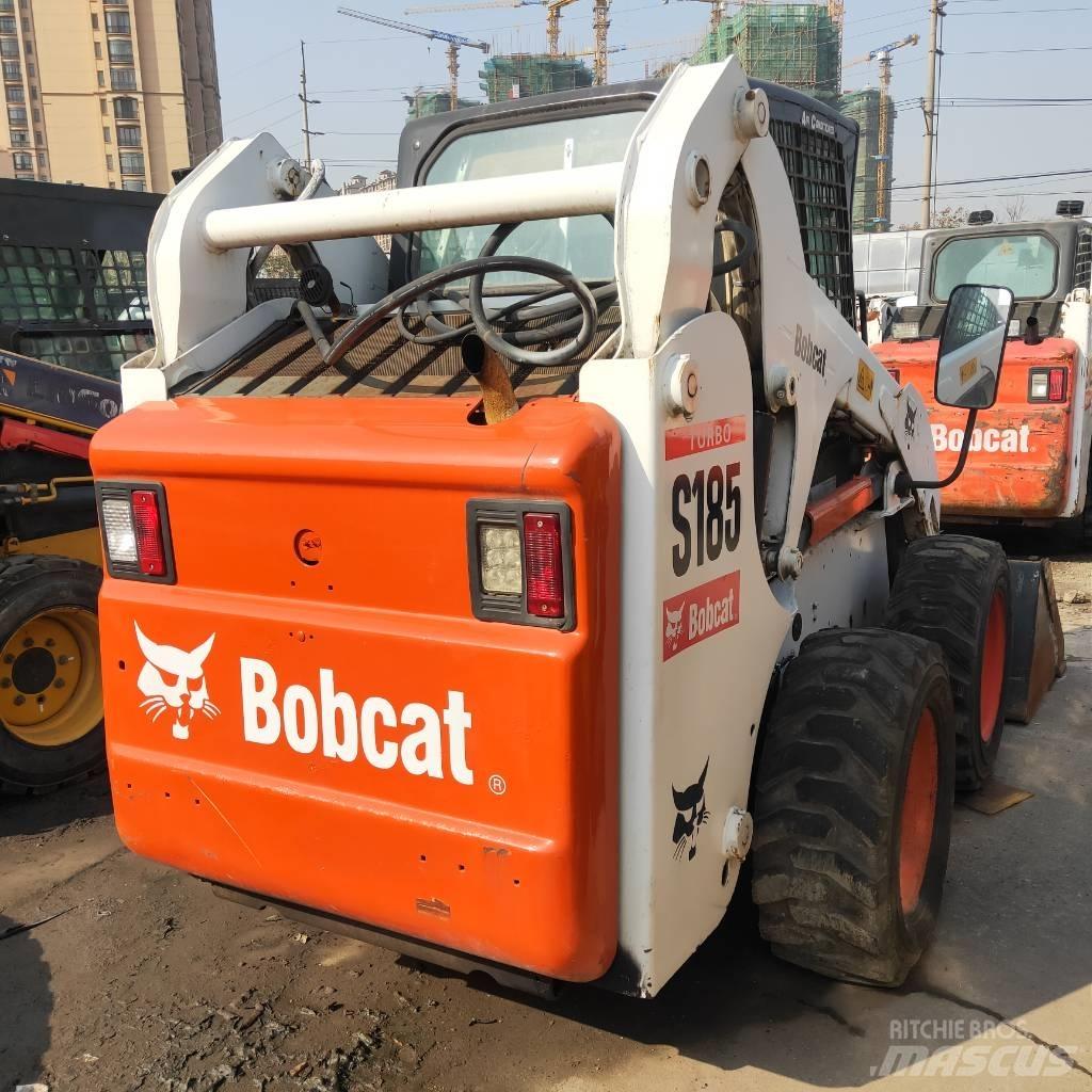 Bobcat S185 لوادر انزلاقية التوجيه