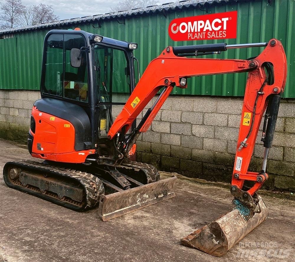 Kubota U 27-4 حفارات صغيرة أقل من 7 طن (حفارات صغيرة)