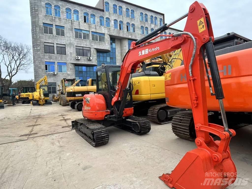 Kubota KX 155 حفارات زحافة