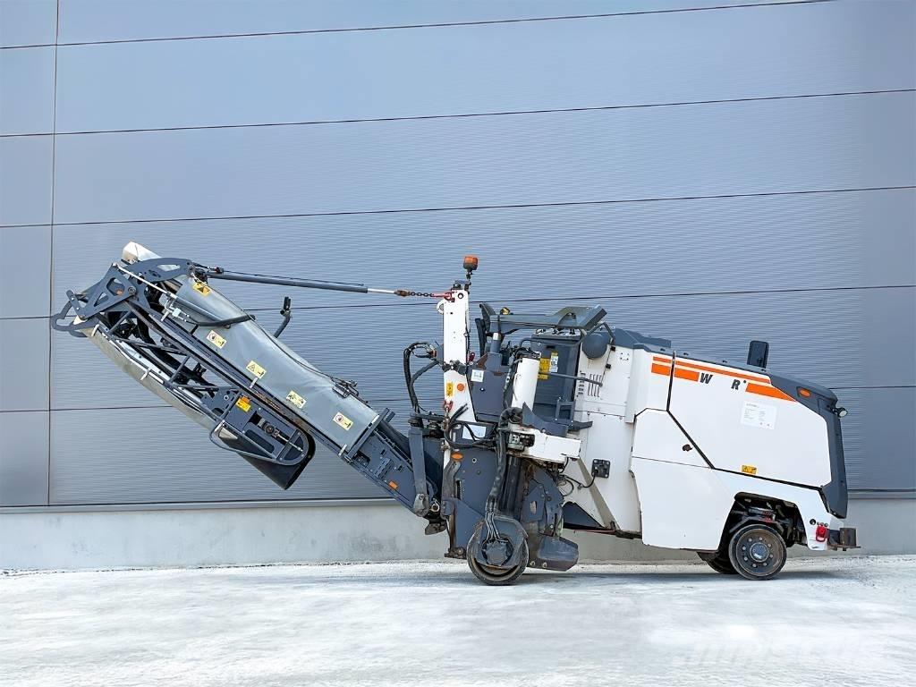 Wirtgen W 50 RI ماكينات الكشط البارد للأسفلت