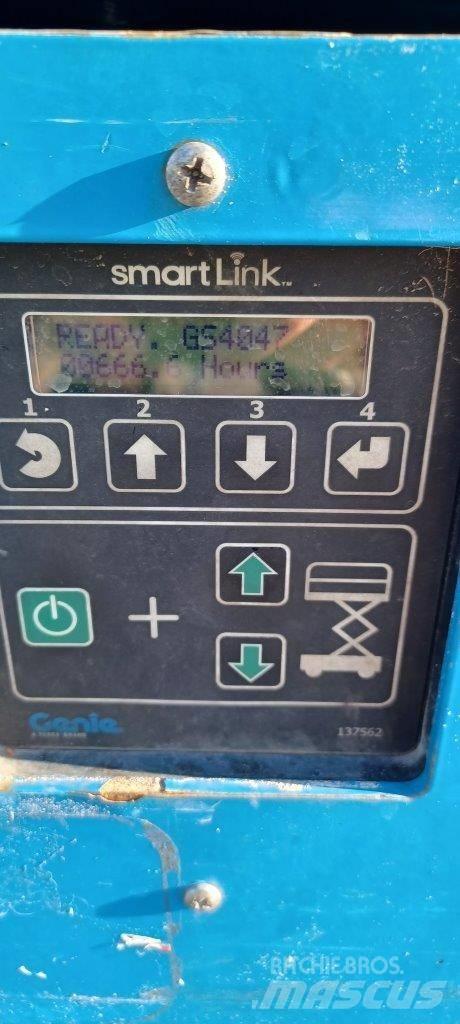 GENIE GS4047 رافعات مقصية الشكل