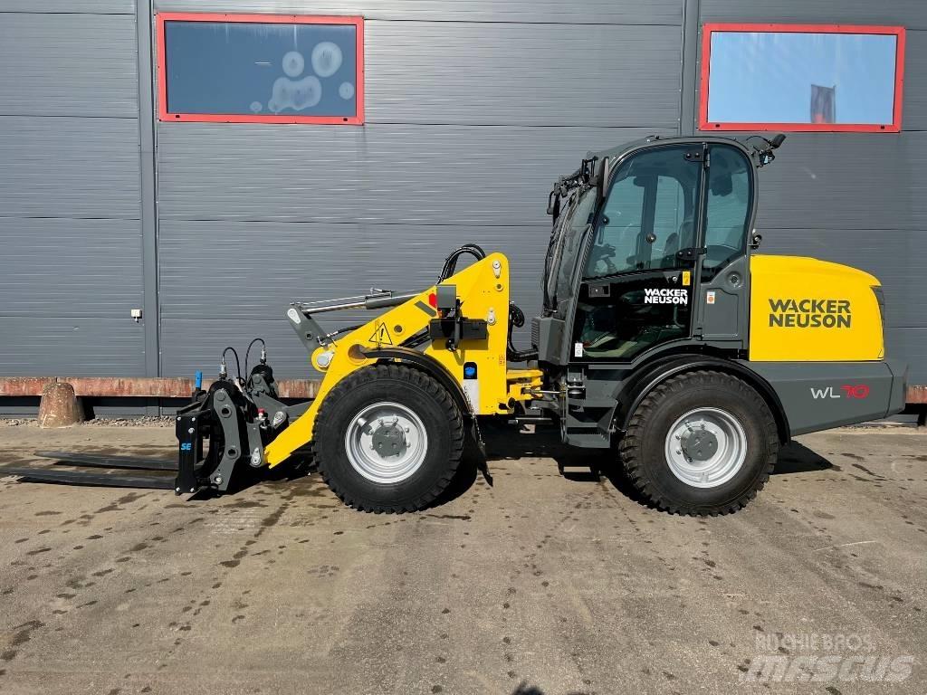 Wacker Neuson WL 70 لوادر بعجل