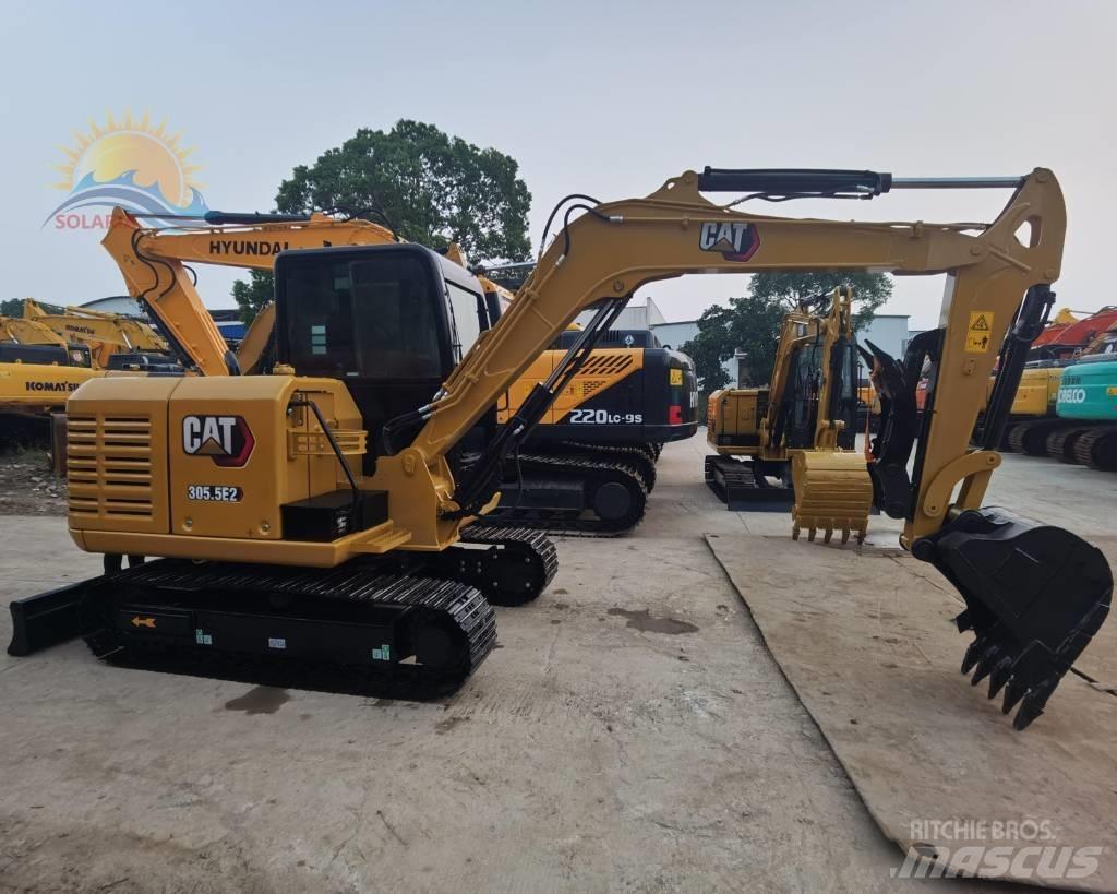 CAT 305.5 E 2 حفارات صغيرة أقل من 7 طن (حفارات صغيرة)