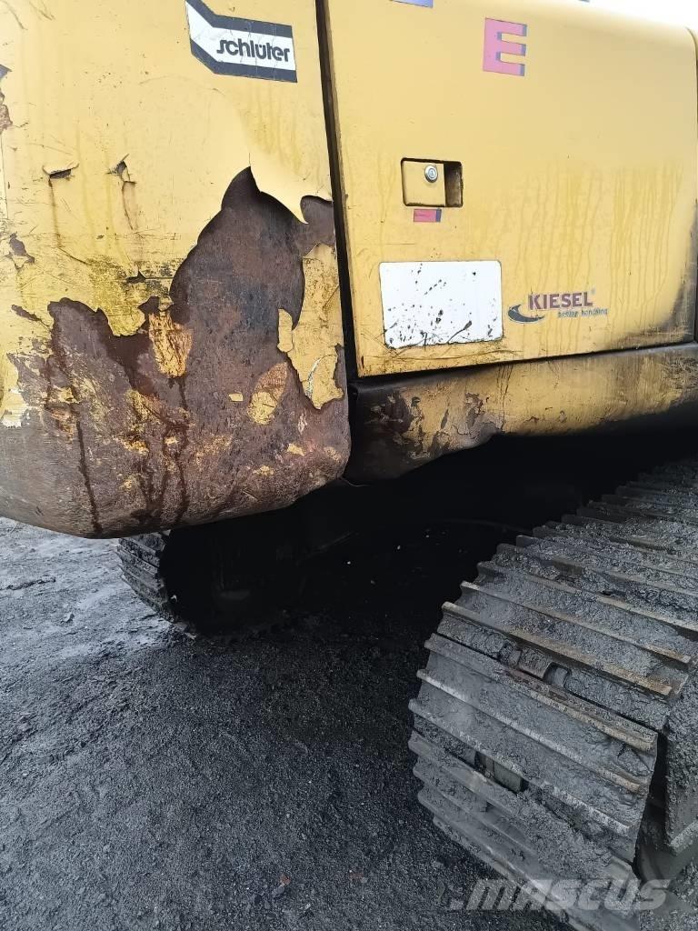 Komatsu PC 340 LC-6K حفارات زحافة
