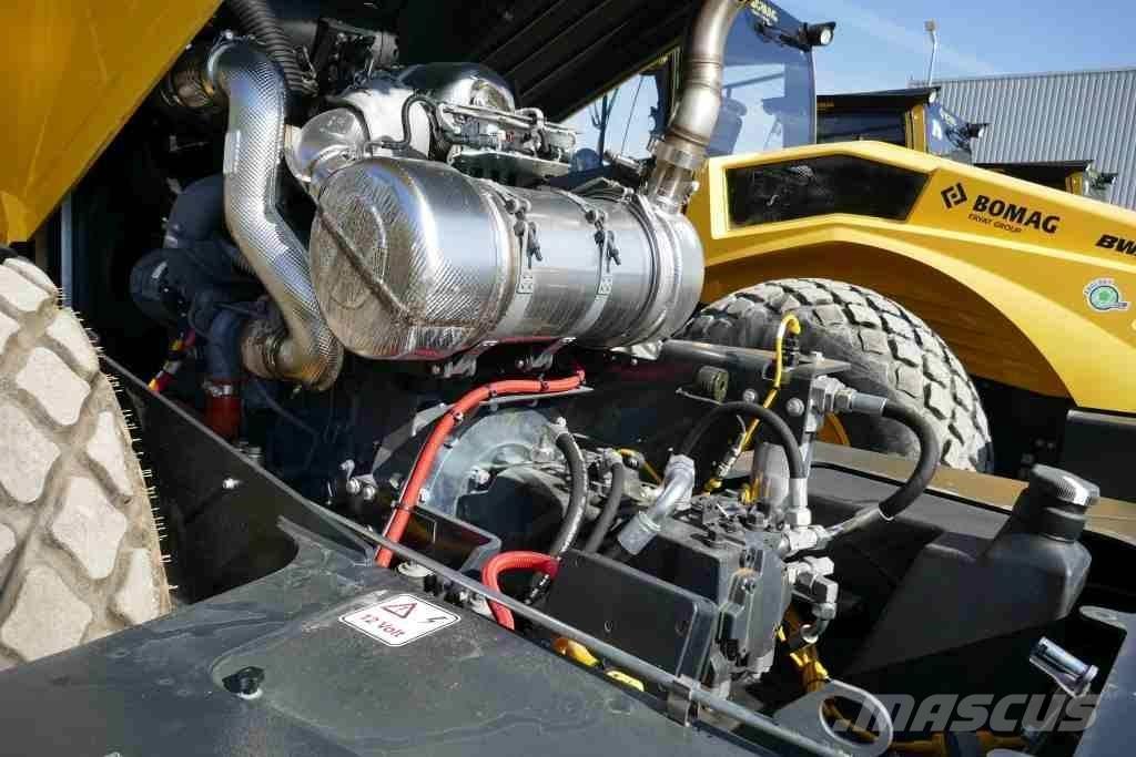 Bomag BW 213 D-5 ضاغطات التربة