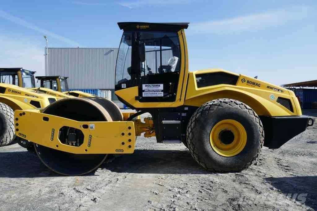 Bomag BW 213 D-5 ضاغطات التربة