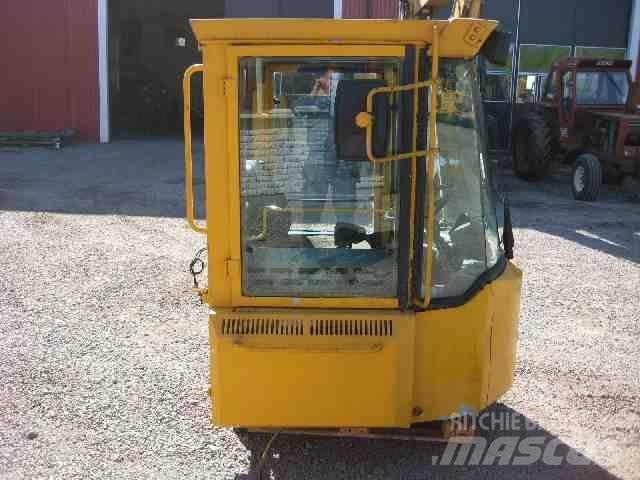 Volvo L 180 C كابينة والداخلية
