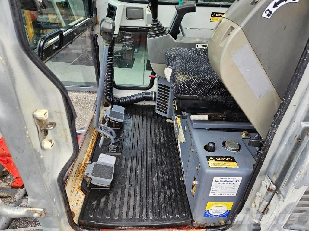 Takeuchi TB 016 حفارات صغيرة أقل من 7 طن (حفارات صغيرة)