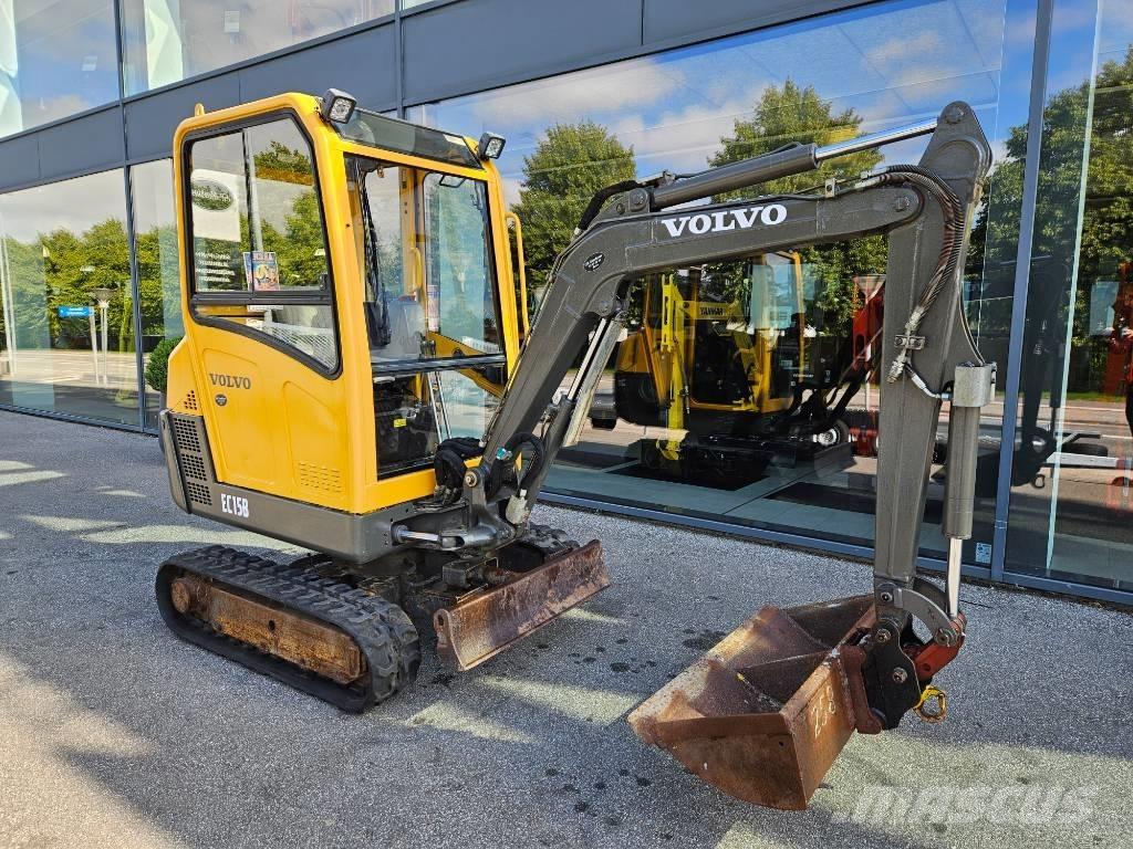 Volvo EC 15 B حفارات صغيرة أقل من 7 طن (حفارات صغيرة)