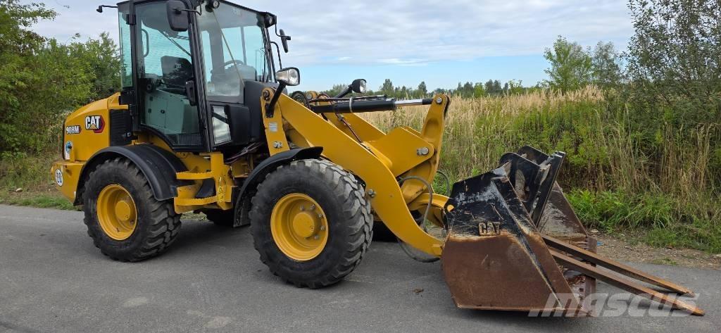 CAT 908M , 908 لوادر بعجل