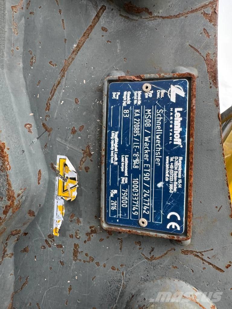 Wacker Neuson ET90 حفارات زحافة