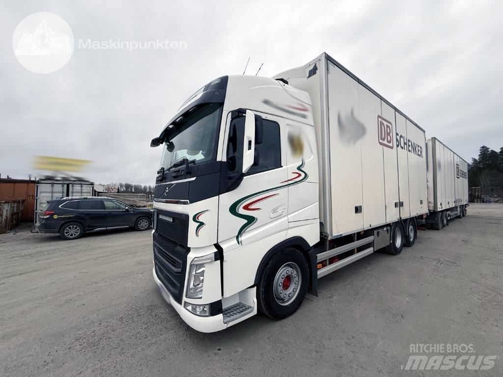 Volvo FH 500 شاحنات ذات هيكل صندوقي