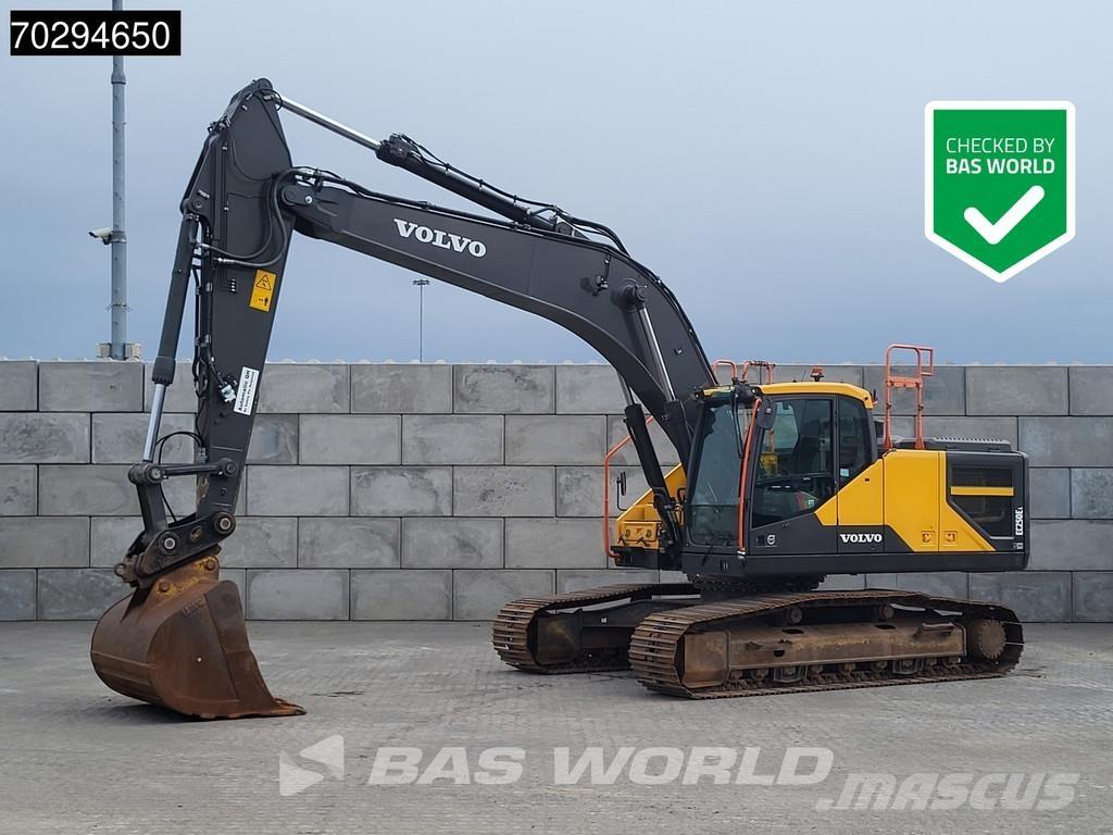 Volvo EC250 E L حفارات زحافة