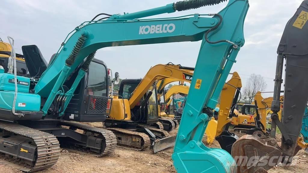 Kobelco SK 140LC حفارات زحافة