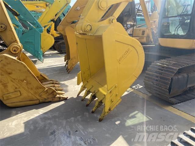 Komatsu PC 240 حفارات زحافة