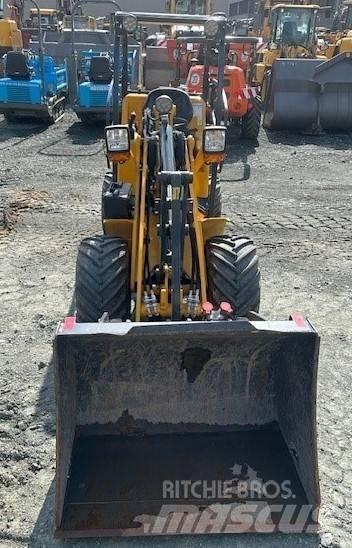 Schäffer 2428 SLT لوادر بعجل