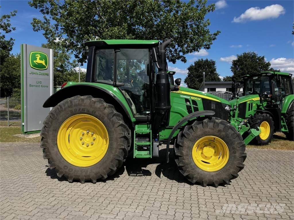 John Deere 6100M الجرارات