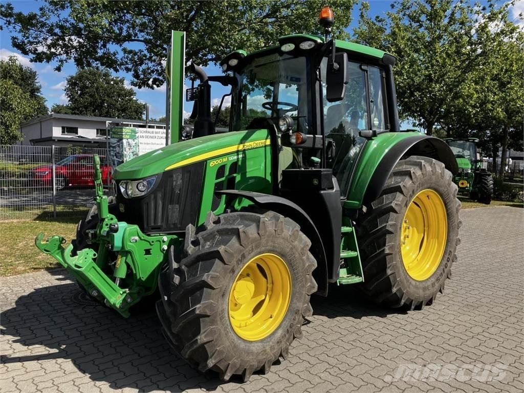 John Deere 6100M الجرارات