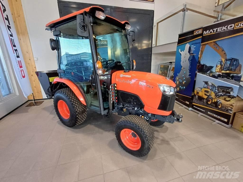 Kubota B 2261 جرارات مدمجة