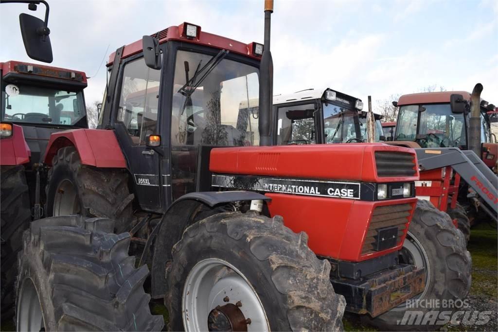 Case IH 956 XL الجرارات