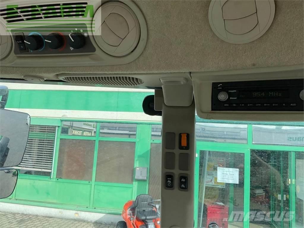 John Deere 5100R الجرارات