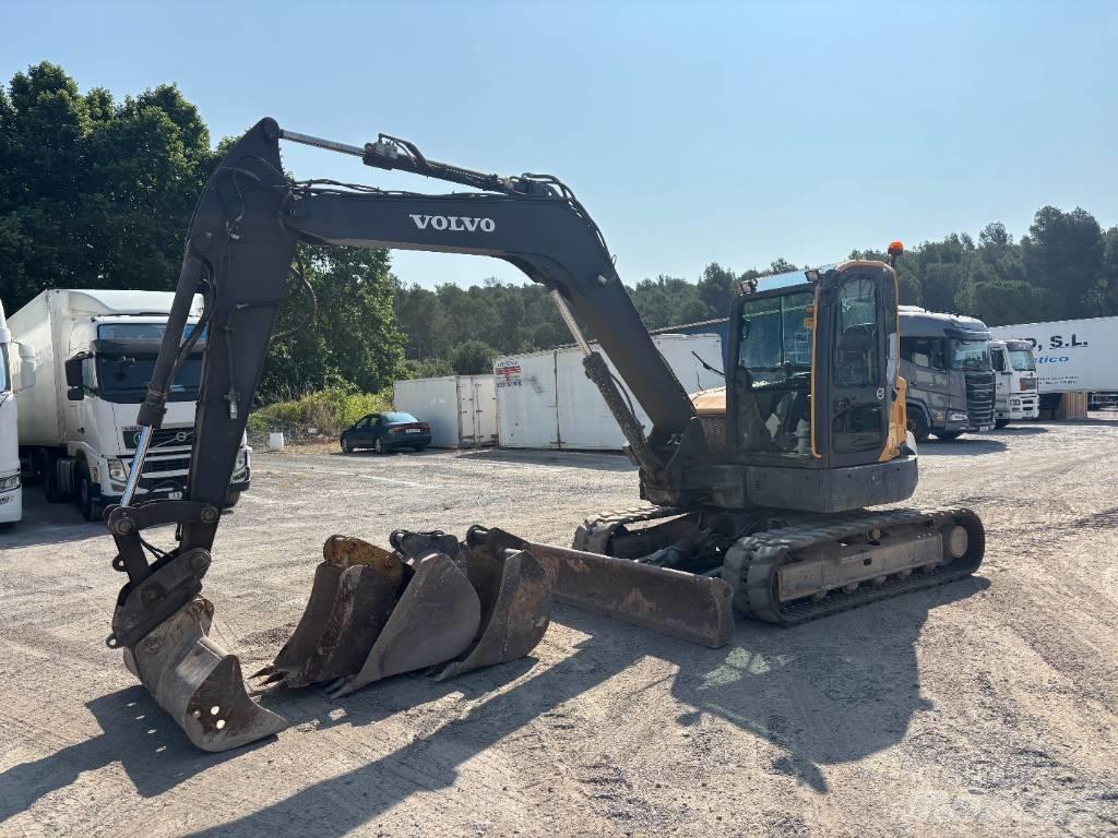 Volvo ECR 88 D حفارات وسط 7 طن - 12 طن