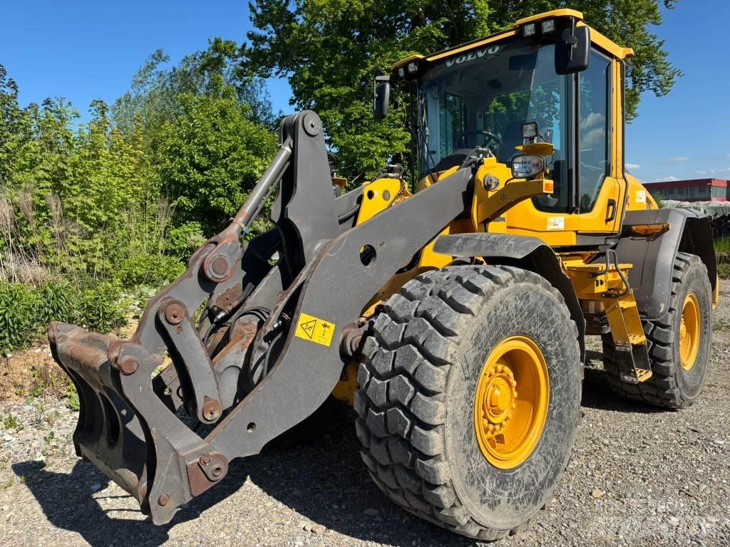 Volvo L 90 H لوادر بعجل