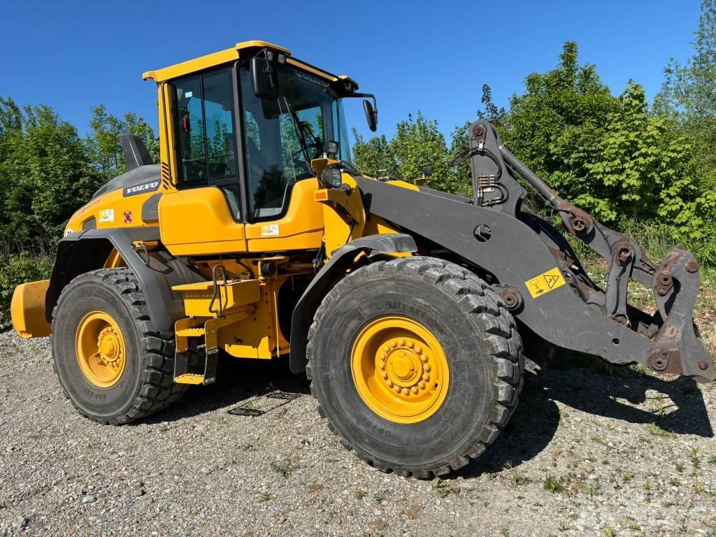 Volvo L 90 H لوادر بعجل