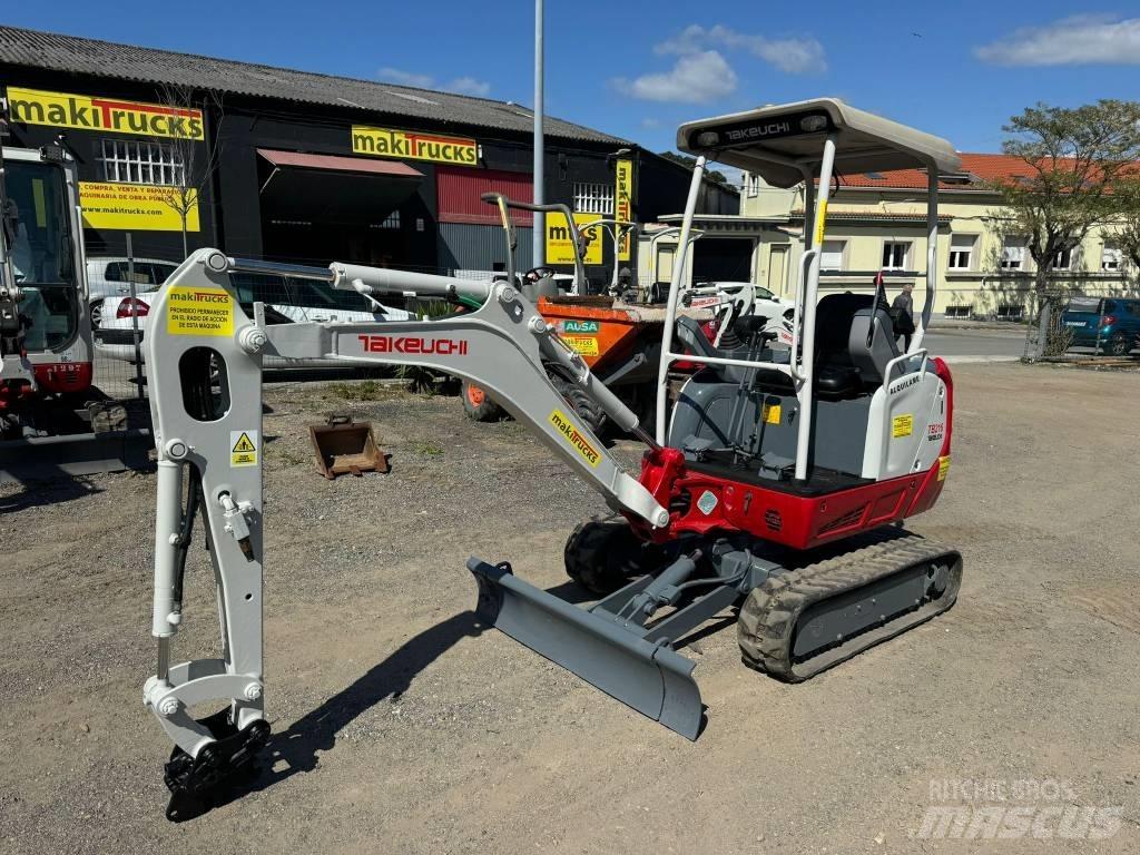 Takeuchi TB 216 حفارات صغيرة أقل من 7 طن (حفارات صغيرة)