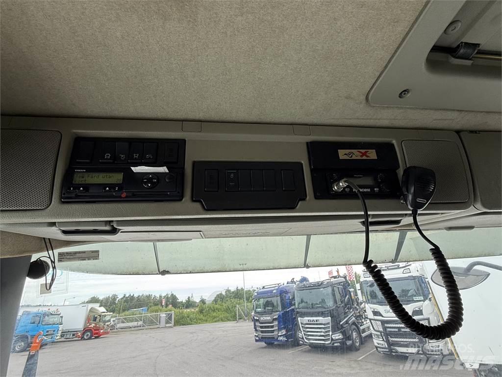 Volvo FM 500 8X4 شاحنات المزارع / الحبوب