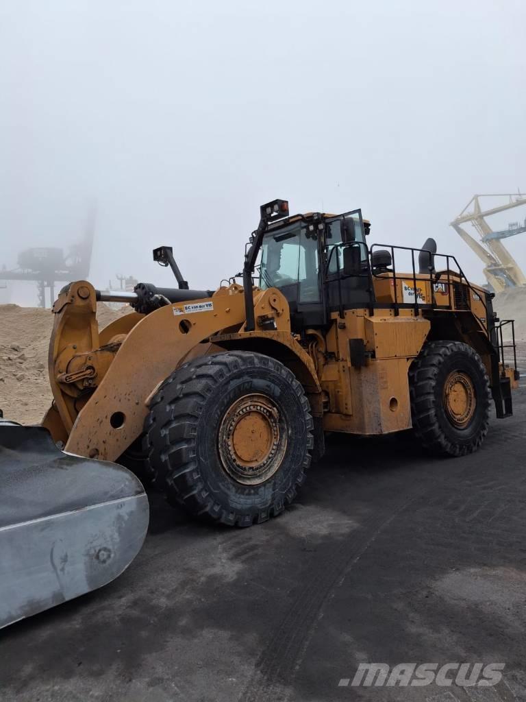 CAT 988XE لوادر بعجل