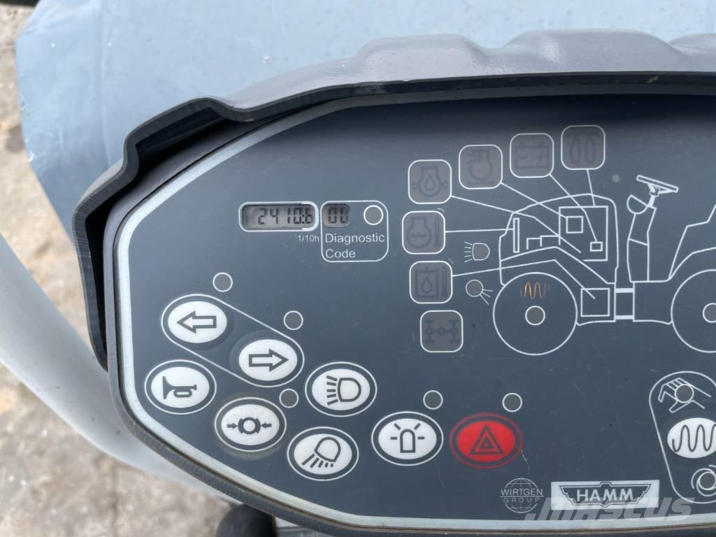 Hamm HD 12 VV مداحل ثنائية الاسطوانة