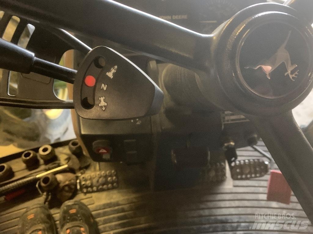John Deere 6400 Se الجرارات