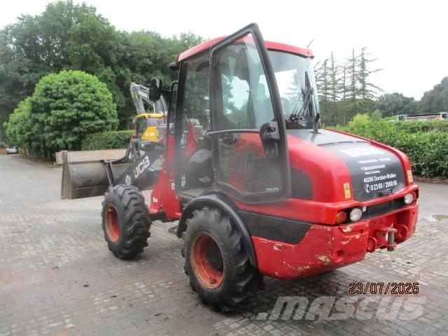 JCB 406 T4 لوادر بعجل