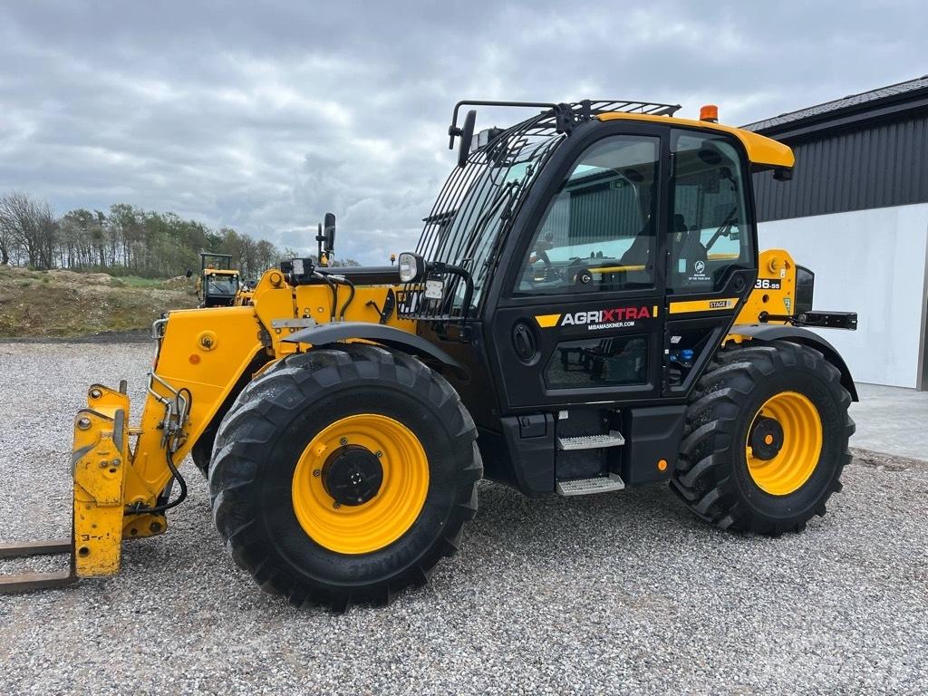 JCB 536-95 مناولات متداخلة